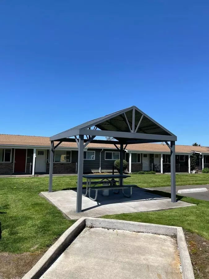 Tiffany Court Apartments Apartment for rent in Salem, OR