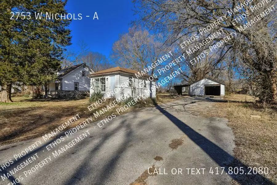 2753 W Nichols St House for rent in Springfield, MO