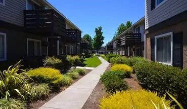 3 of 36 Clayton Crossing Apartments Apartment for rent in Concord, CA