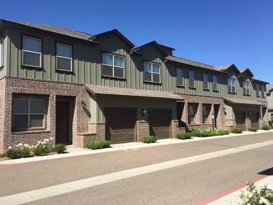 Gated 3 Bdrm 2.5 Bath Townhome With Attached 1 Car Garage Apartment for rent in Lubbock, TX