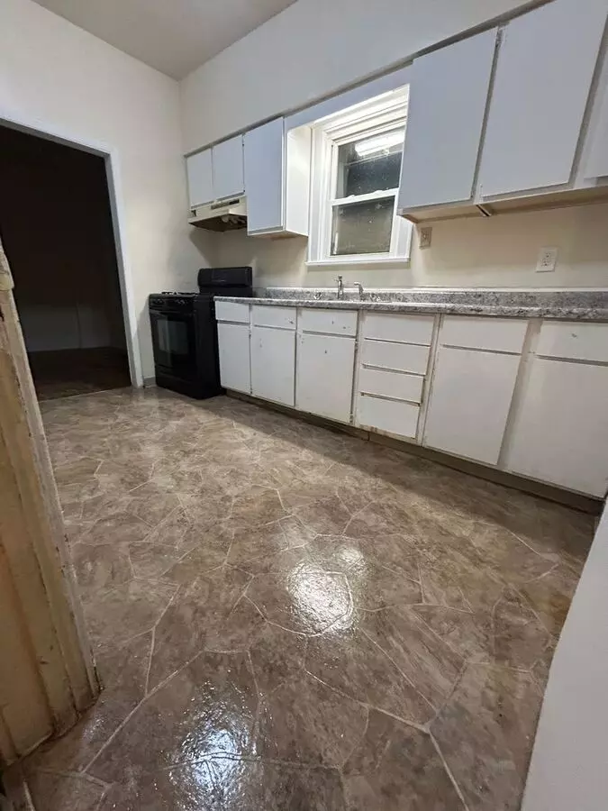 Large 2 Bedroom Duplex House for rent in Elkhart, IN