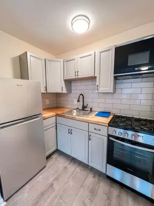 42 Intervale Ave Apartment for rent in Burlington, VT
