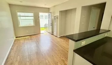 3 of 15 Charming Bungalow-style Unit In Quiet Triplex With W/d Apartment for rent in El Segundo, CA