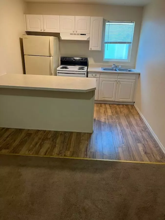 231 Oregon Way Apartment for rent in Longview, WA