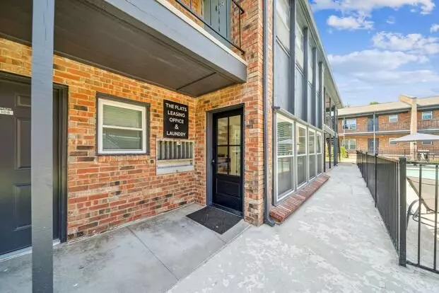 Amazing Remodeled Units In Mid Town! Apartment for rent in Tulsa, OK