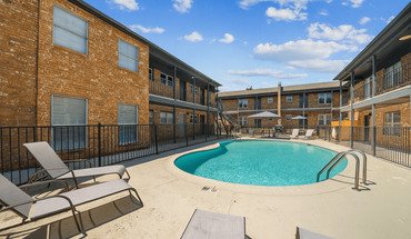 Amazing Remodeled Units In Mid Town! Apartment for rent in Tulsa, OK