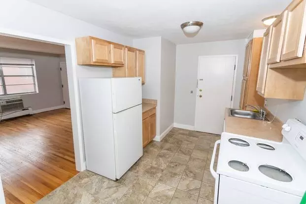 372-378 Park Rd Apartment for rent in West Hartford, CT