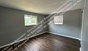 4 of 13 164 E Walnut St Apt 7 Apartment for rent in Lancaster, OH