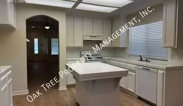 4 of 20 4648 W Berkeley Ave House for rent in Fresno, CA