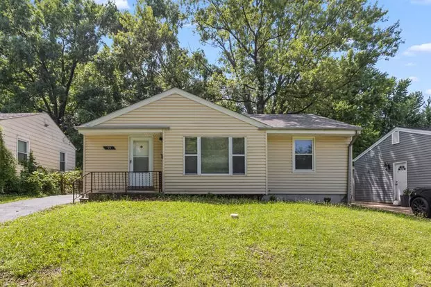 95 Chateau Dr. Stlmo 63031 Apartment for rent in Florissant, MO 95 Chateau Dr. Stlmo 63031 Apartment for rent in Florissant, MO