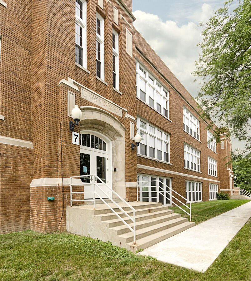 Oconomowoc School Apartments - 623 Summit Ave Oconomowoc, WI