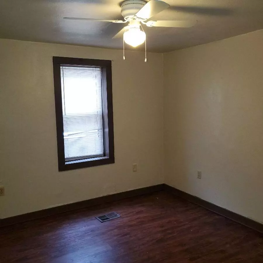 3Bdrm House For Rent House for rent in Lorain, OH