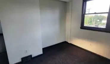 3 of 5 Saratoga Upper Apartment for rent in Detroit, MI