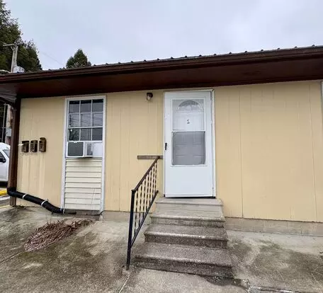 823 Engineer St Apartment for rent in Corbin, KY