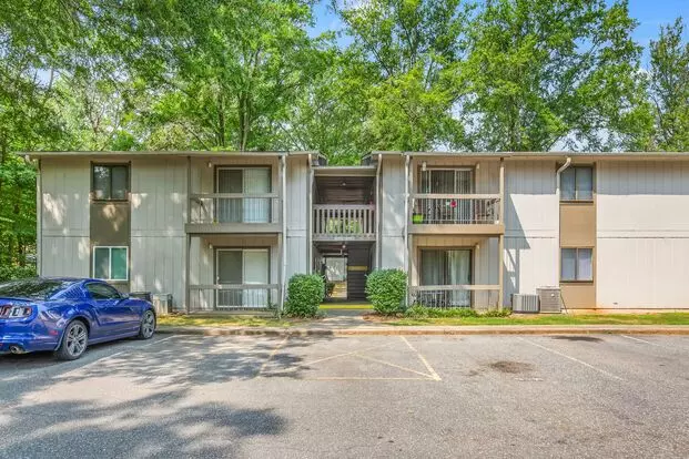 Furnished 1-bedroom Condo With Modern Updates In Winston-salem Apartment for rent in Winstonsalem, NC