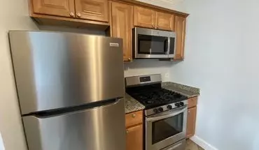 4 of 13 201 N Ashley St Apartment for rent in Ann Arbor, MI