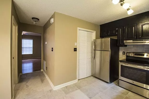 La Vie On 18th Ave. Apartment for rent in Hickory, NC