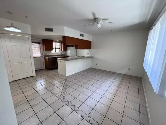 Central- 2 Bedroom/ 1.5 Bathroom Condo! Apartment for rent in Tucson, AZ