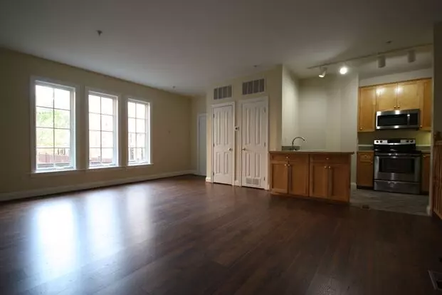 525 G St SE Apartment for rent in Washington, DC