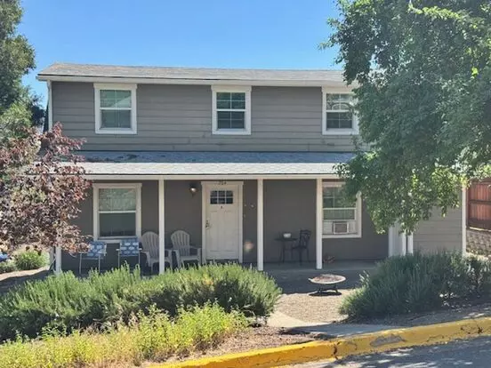 704 Indiana Apartment for rent in Ashland, OR