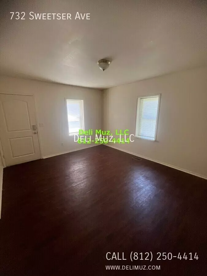 732 Sweetser Ave House for rent in Evansville, IN