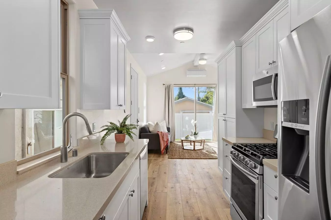 New 1 Bed / 1 Bath Detached Guest House On Vulcan Ave! House for rent in Encinitas, CA