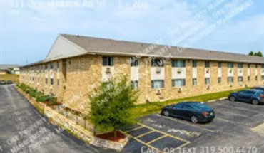 2 of 6 911 Old Marion Rd NE Apartment for rent in Cedar Rapids, IA