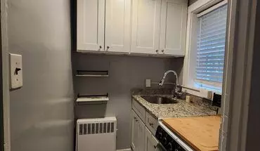 5 of 6 10 E Madison St Apartment for rent in Baltimore, MD