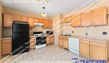 2 of 15 1064 Magnolia Ave E Apartment for rent in Stpaul, MN