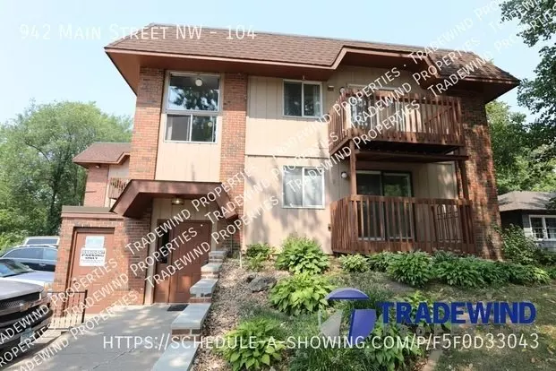 942 Main St NW Apartment for rent in Elk River, MN