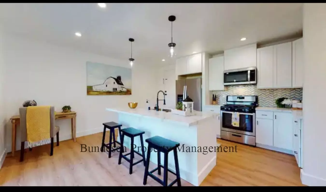 4 Lone Oak Ct House for rent in Petaluma, CA
