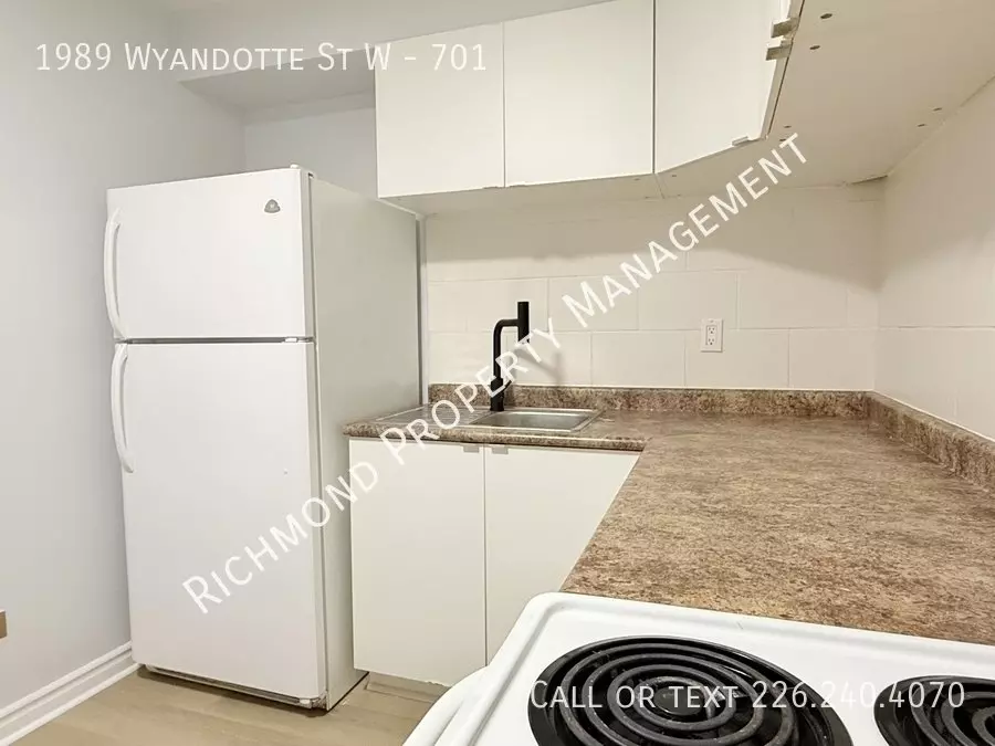 1989 Wyandotte St W Apartment for rent in Windsor, ON