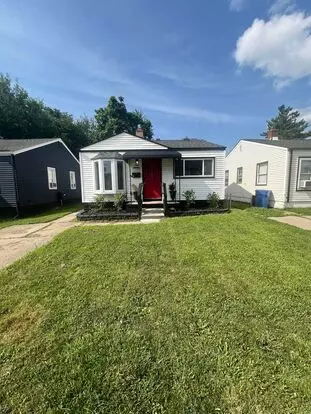 11067 Paige Ave Apartment for rent in Warren, MI