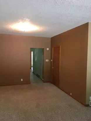 For Rent Apartment for rent in Van Meter, IA