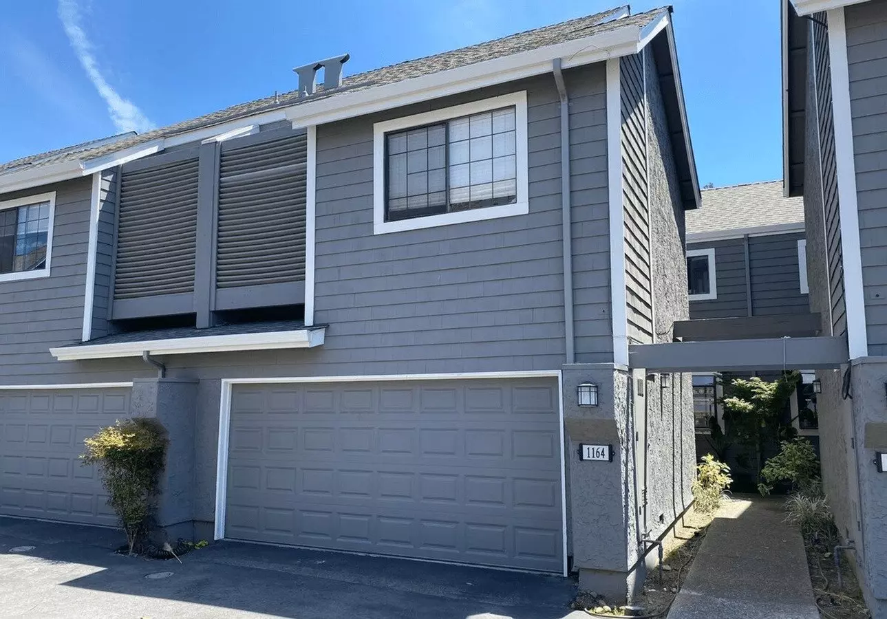 Campbell - Spacious Townhome With Central A/c, Two Car Attached Garage, Patio House for rent in Campbell, CA