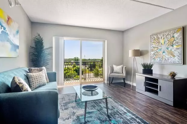 The Landing At Town Center Apartment for rent in Vernon Hills, IL