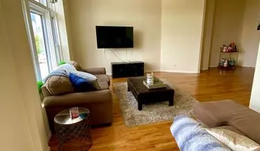 4 of 17 1039-43 W Grand Ave Apartment for rent in Chicago, IL