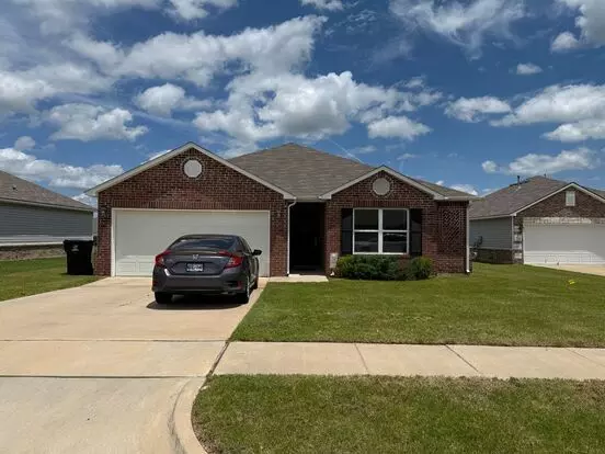 Charming 4 Bedroom, 2 Bath House Located Broken Arrow. Apartment for rent in Broken Arrow, OK