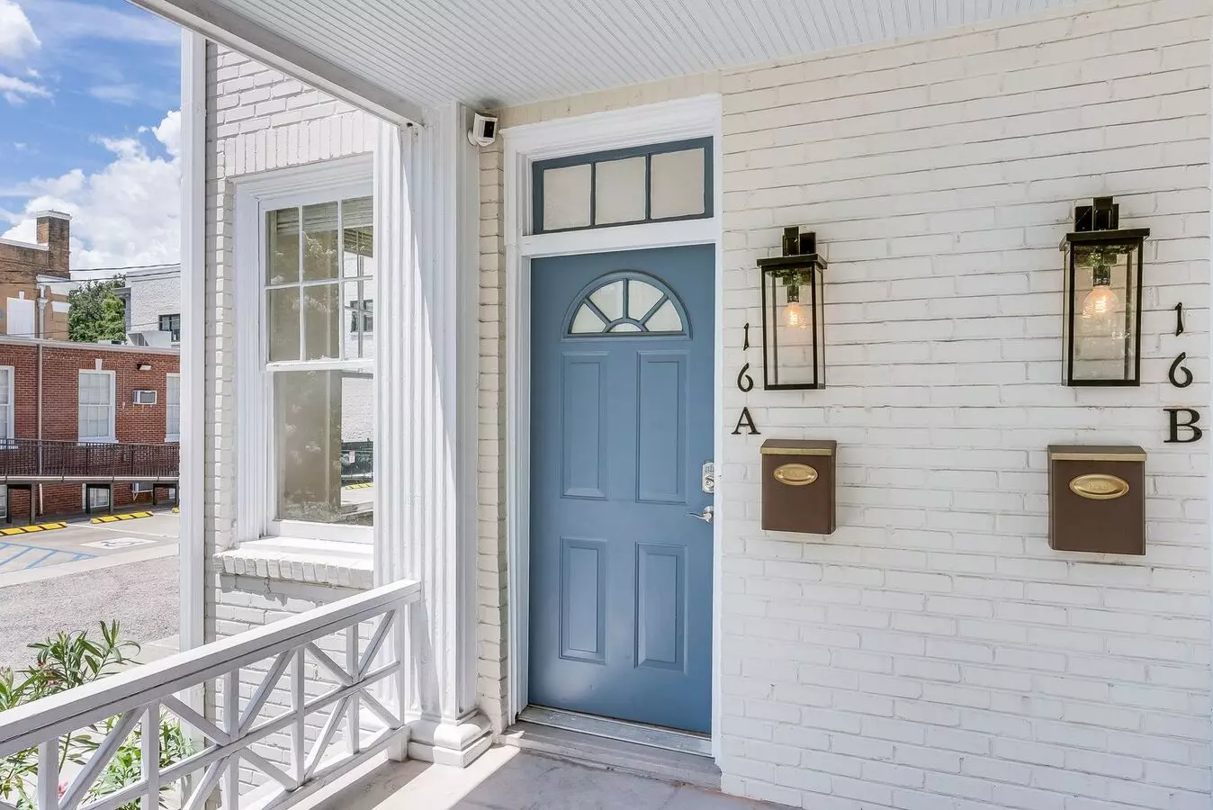 16 East 37th Apartment for rent in Savannah, GA