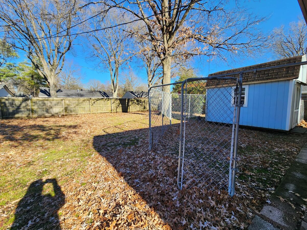 907 S Roselawn Dr West Memphis - Large 