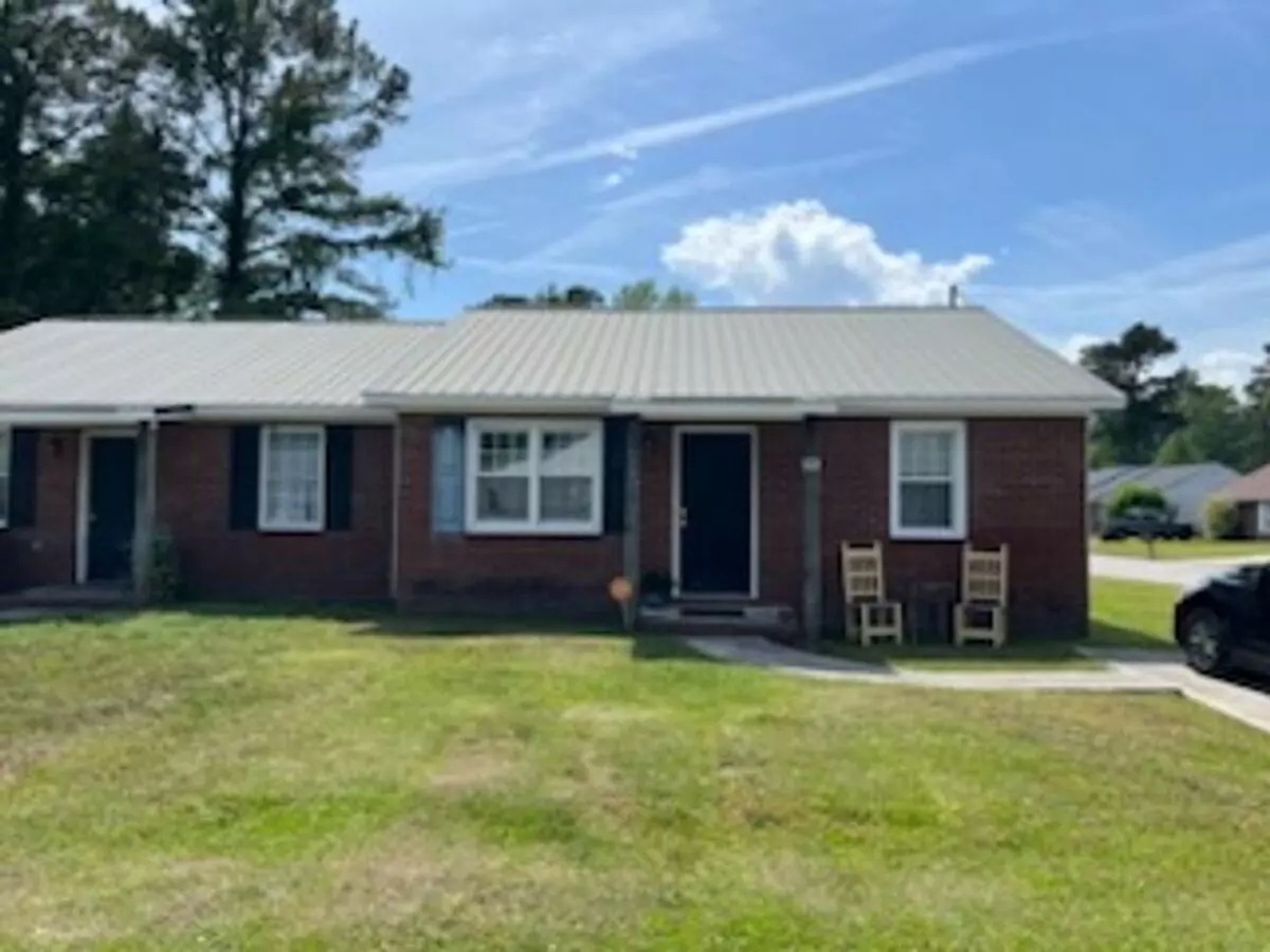 1700 Wine Press Ct House for rent in Midway Parck, NC