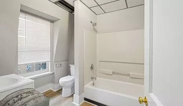 3 of 11 100 Appleton St Apartment for rent in Lowell, MA