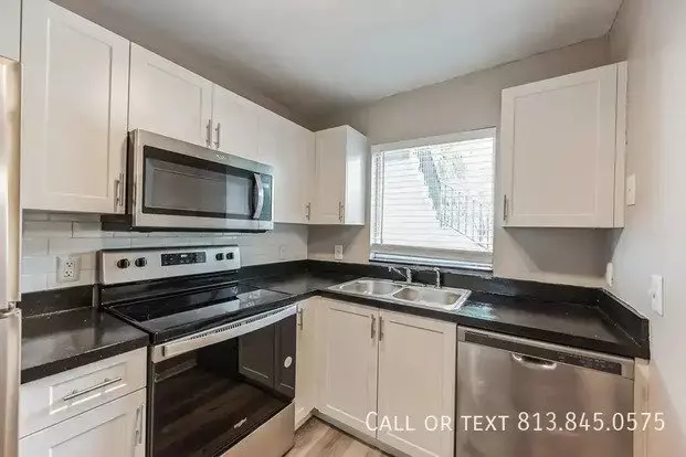 5540 16th Pl SW Apartment for rent in Naples, FL