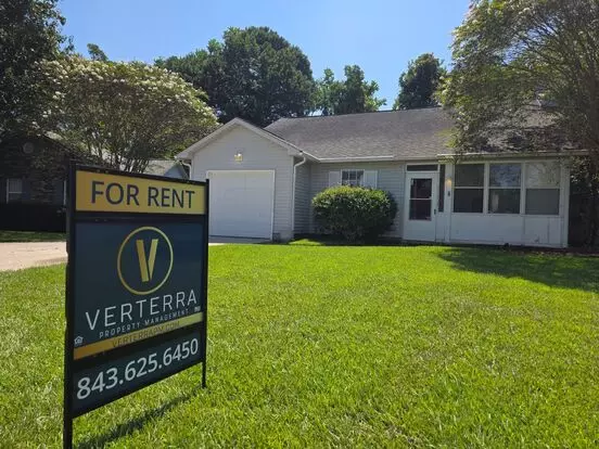 For Rent – 3 Bedroom, 2 Bath Home With Garage & Large Fenced Yard Apartment for rent in North Charleston, SC