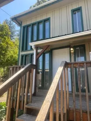 1016 6th Ave Apartment for rent in Spokane, WA