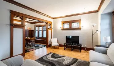4 of 35 Oakland Upper 1/2 Block To Uwm Apartment for rent in Milwaukee, WI