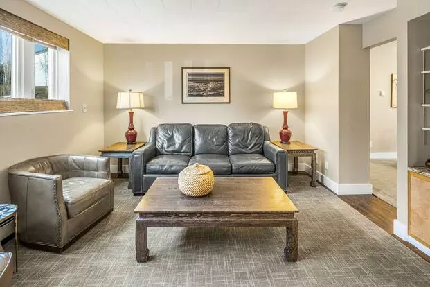 11th Ave. & B St. Apartment for rent in Anchorage, AK