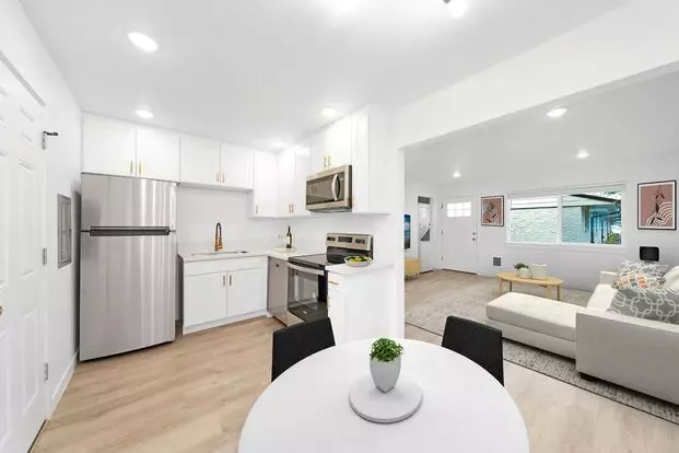 Hillsboro Court Apartment for rent in Hillsboro, OR