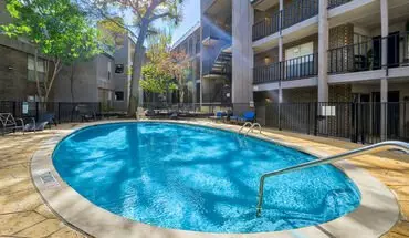2 of 87 San Mateo Forest Apartment for rent in Dallas, TX