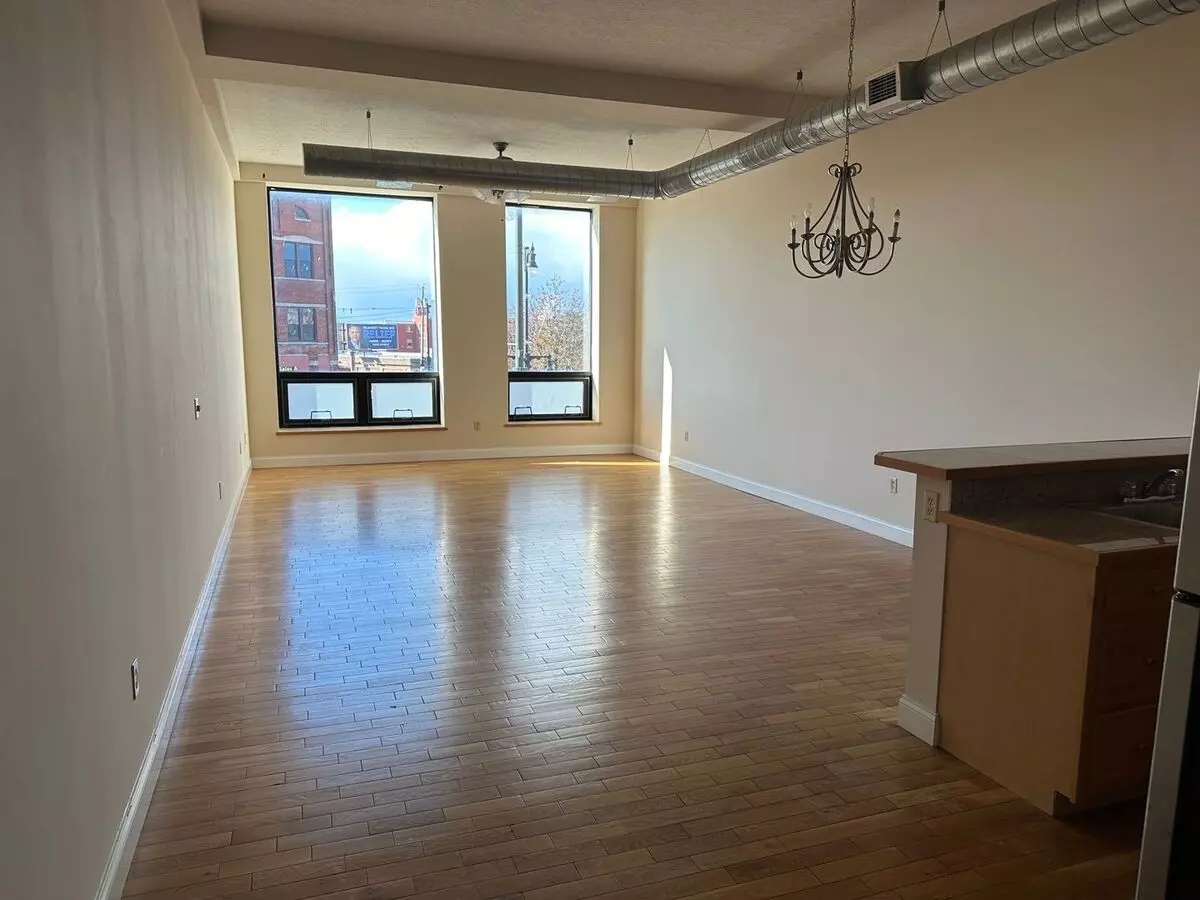 Flats Of North Salina Apartment for rent in Syracuse, NY